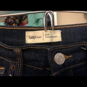 Gap dark wash skinny jeans, 26 regular